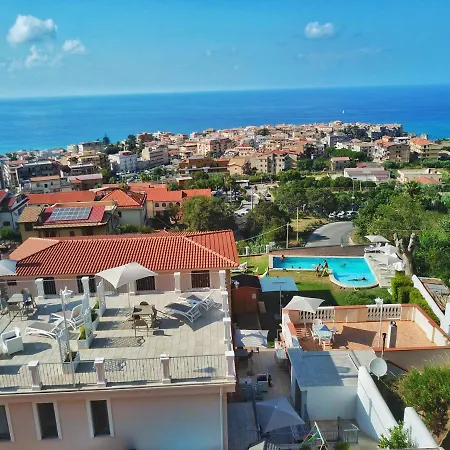 Borgo Panoramico N 3 شقة